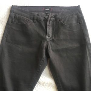 Urban Outfitters/BDG Mid Rise Twig/Skinny Pants